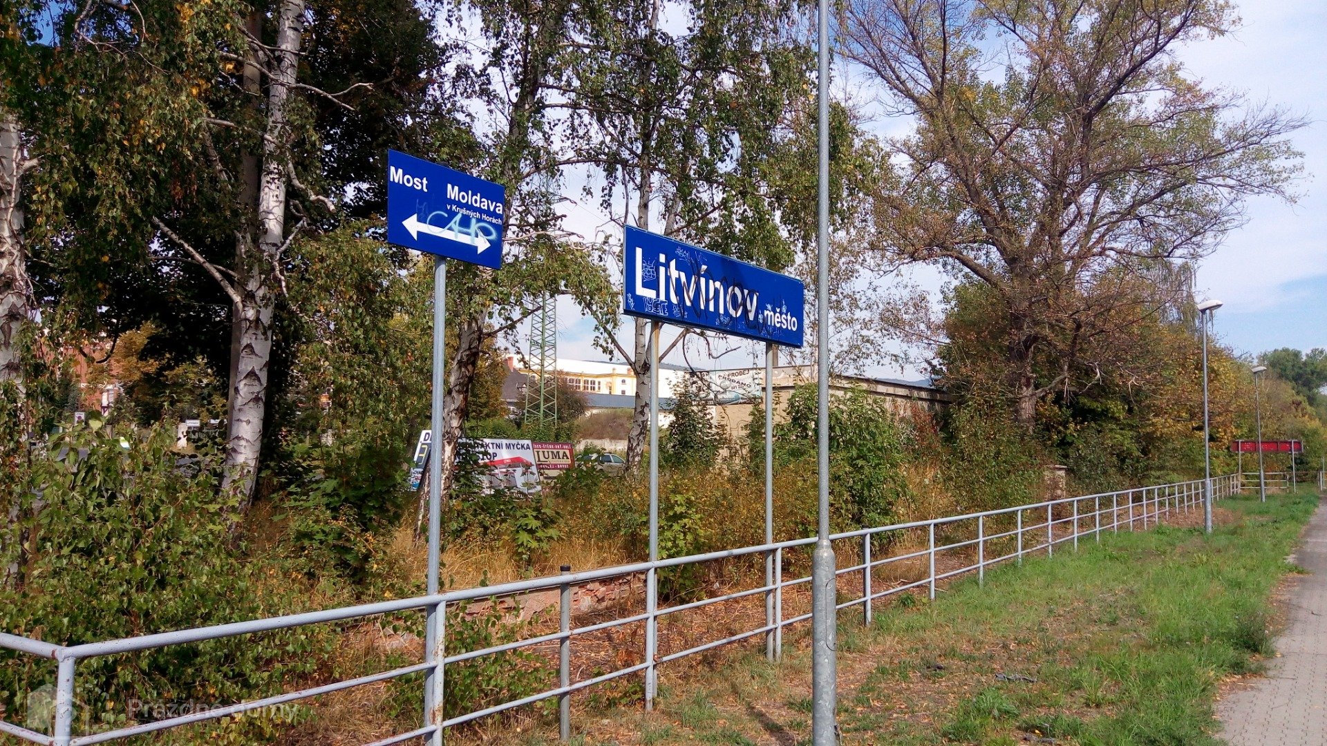 Litvínov město chátrajicí nádraží